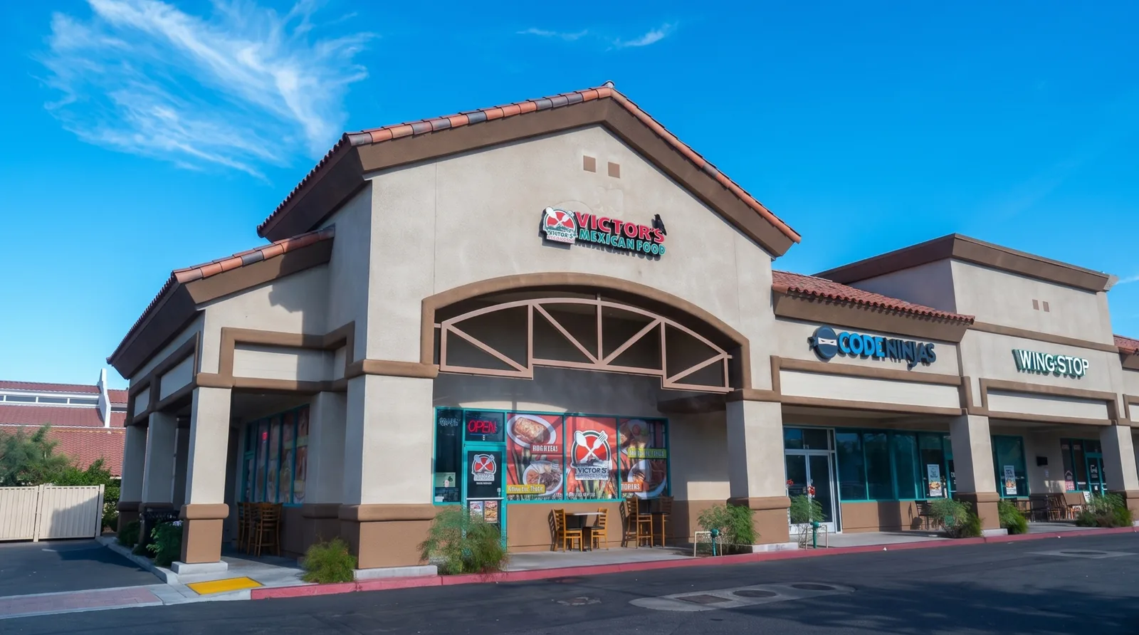 Victor’s Mexican Food storefront in Palm Desert, California